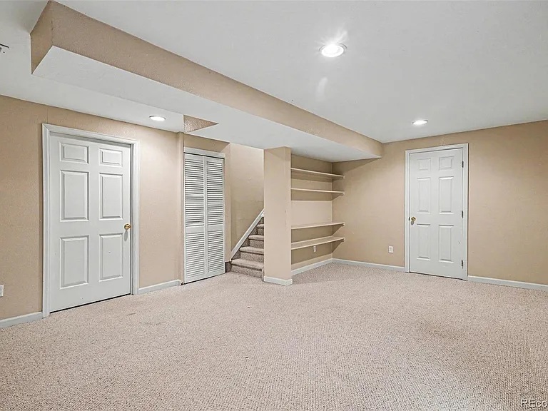 10411 Hyacinth St — Photo 23