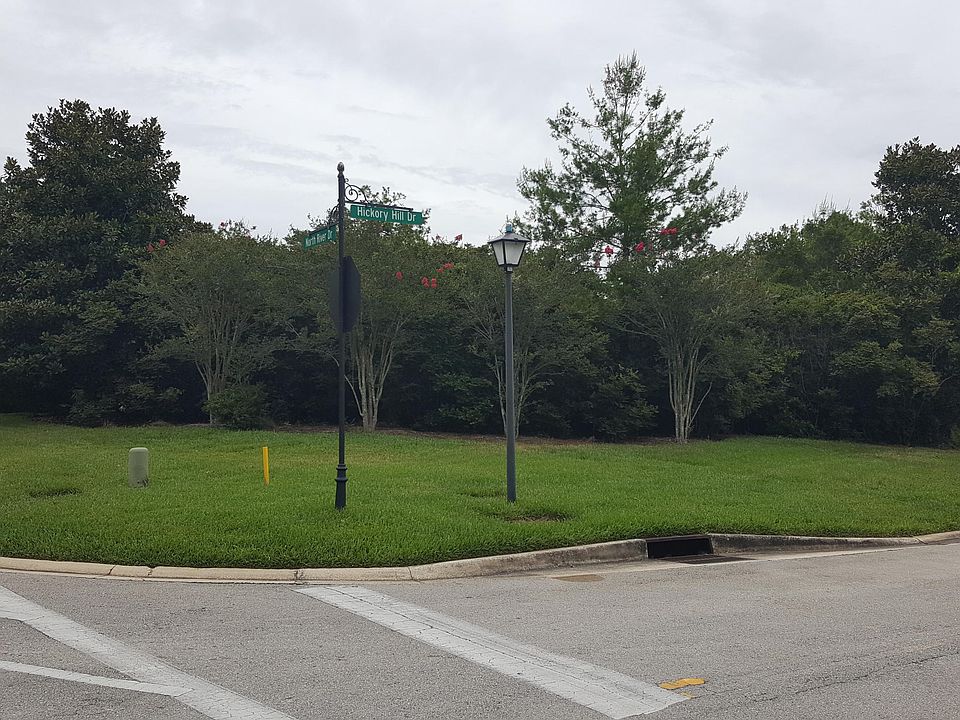 1st image of 100 Hickory Hill Dr