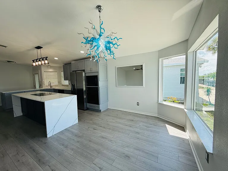 4851 W Gandy Blvd #5 — Photo 12