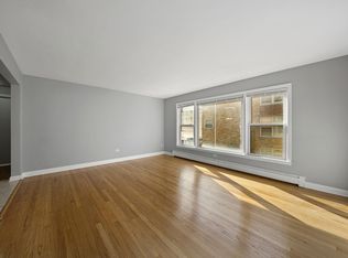 7142 Riverside Dr #4, Berwyn, IL 60402