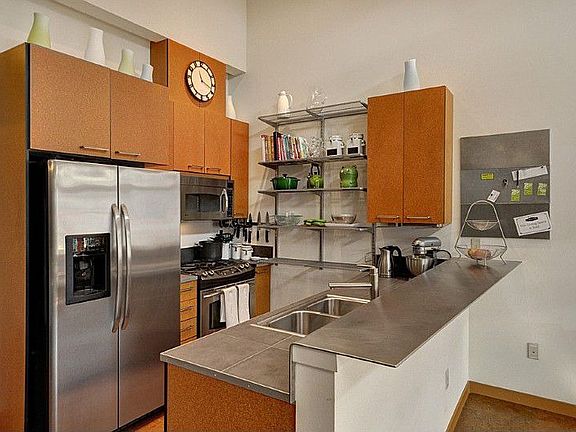5th image of 1414 12th Ave Unit 610