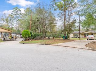 803 S 7th St, Conroe, TX 77301