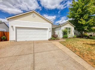 1567 Adelman Loop, Eugene, OR 97402