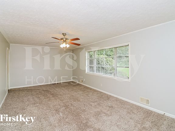 3rd image of 944 Villa Rica Rd SW
