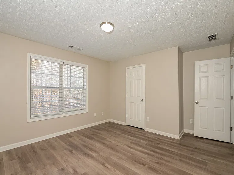 2152 Glen Hope Ln — Photo 15