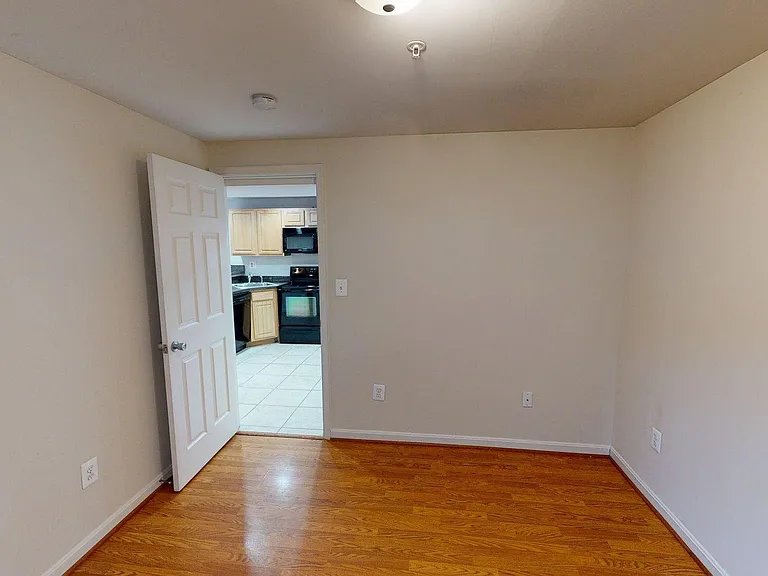 732 Park Rd NW #B-4 — Photo 10
