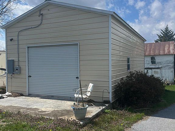 5th image of 4383 Arden Nollville Rd