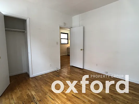 Rented by Oxford Property Group | media 12