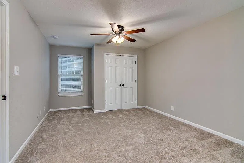 2 bed, 2.0 bath, 986 sqft, $1,595 — Photo 3
