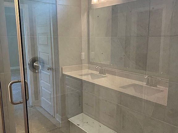 4th image of 7266 Cambridge Pl