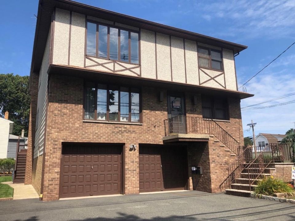 1st image of 123 Bloomfield Ave Unit 2