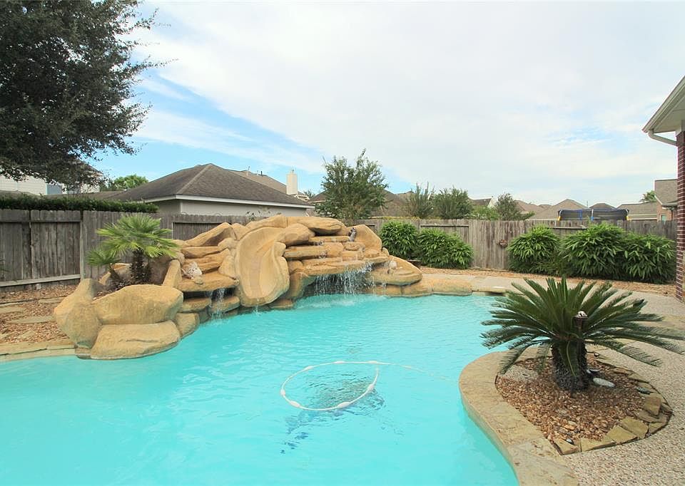 1st image of 4523 Camden Brook Ln