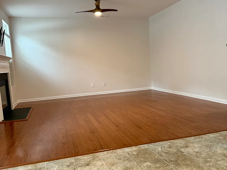 380 Battery Cir — Photo 6