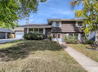 1580 7th St NW, New Brighton, MN 55112