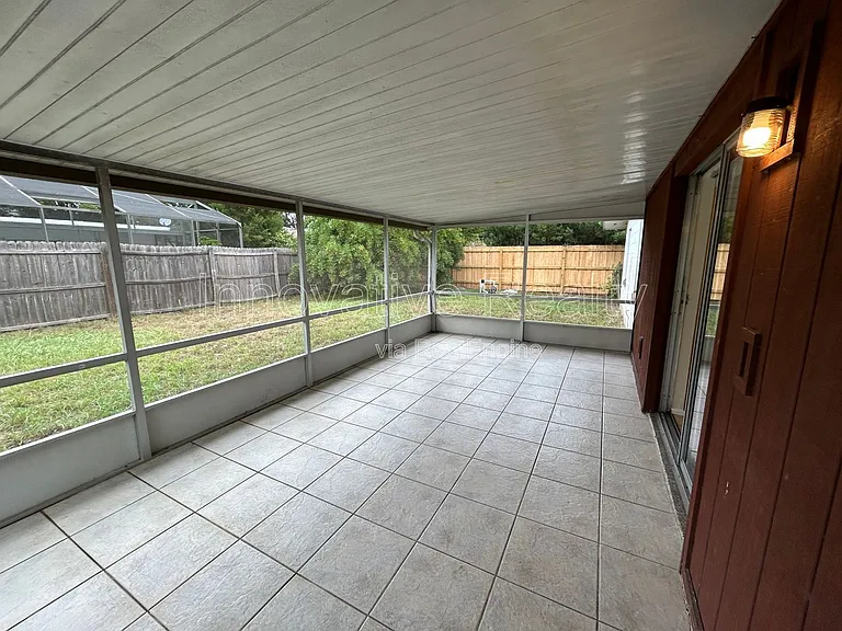 2441 Fifeshire Dr — Photo 20