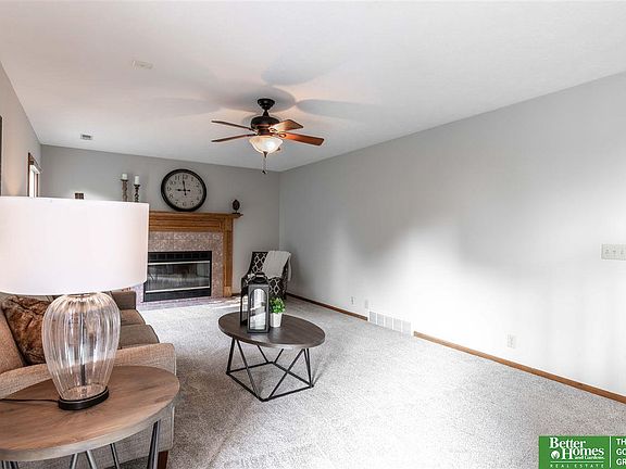 5th image of 4865 S 162nd St