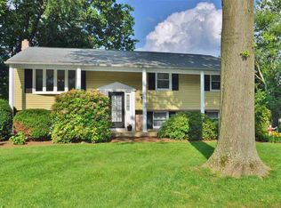 69 Crosswind Dr, Shrewsbury, PA 17361