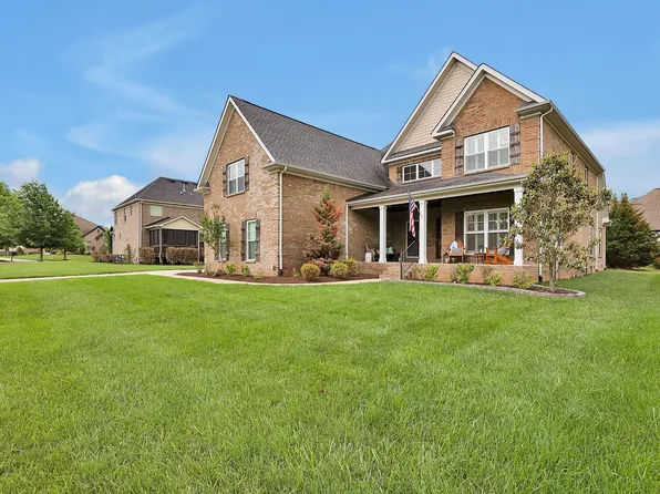 1736 Fairhaven Ln, Murfreesboro, TN 37128