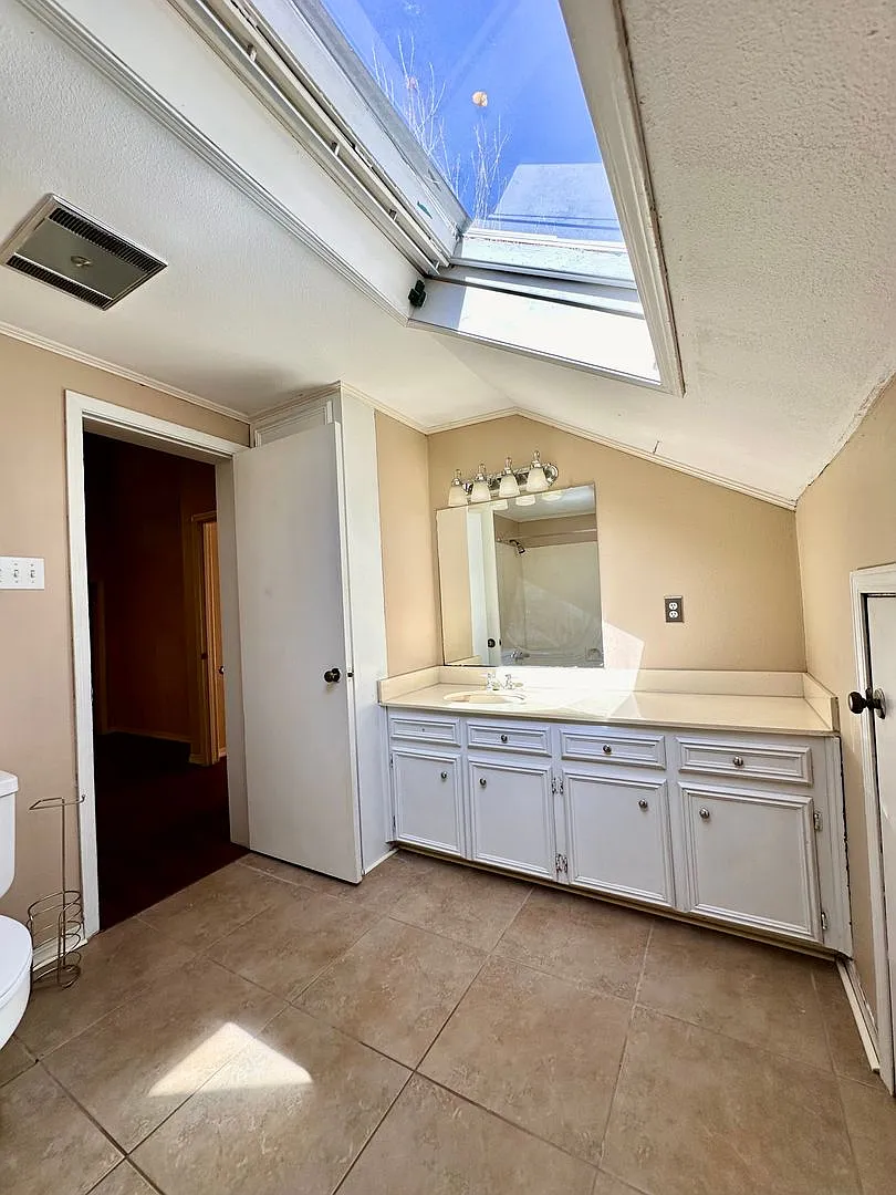 3br 2ba Lsu Area — Photo 4