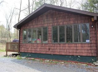 154 Sorrel St, Stroudsburg, PA 18360