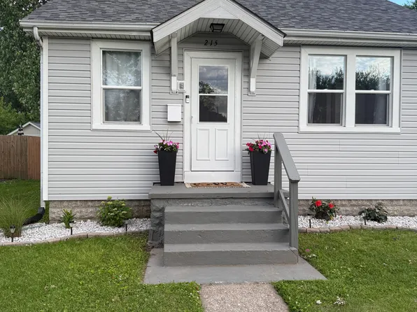 215 Rohm Pl, Roxana, IL 62084