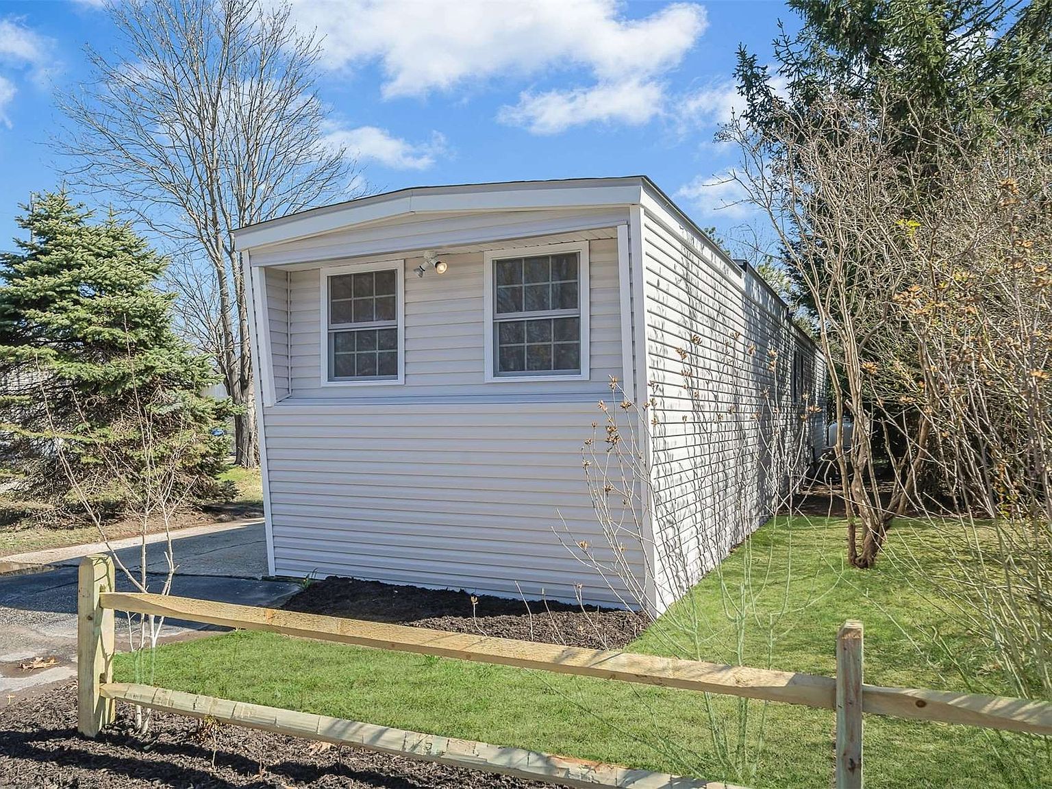 7 Valley Drive, Bohemia, NY 11716 Zillow