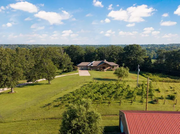 6487 N Farm Road 171, Springfield, MO 65803