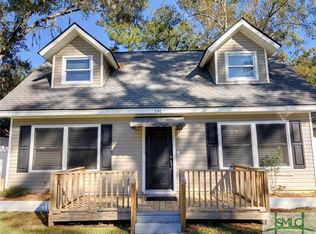 191 Island Dr, Midway, GA 31320