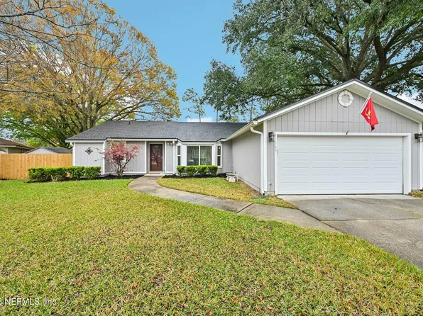 11163 CLOVERHILL Circle E, Jacksonville, FL 32257