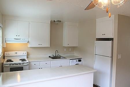 5th image of 1134 Willow St APT 25