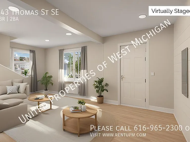 743 Thomas St SE — Photo 1