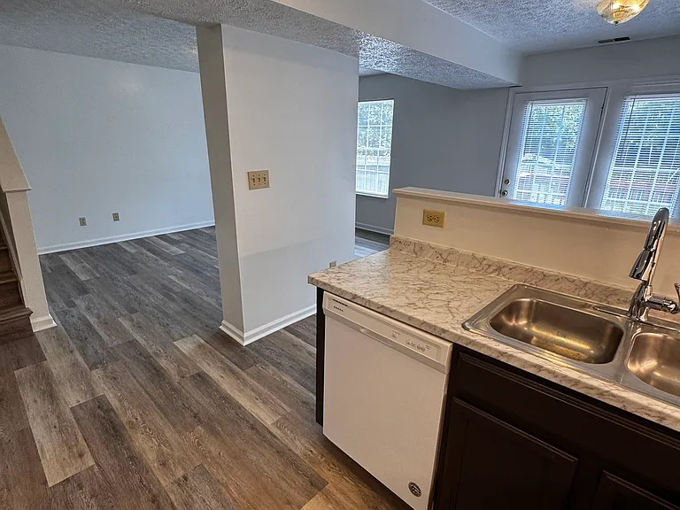 247 Tanbark Dr #247 — Photo 5