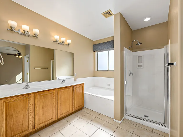 953 W Calle Carasol — Photo 22