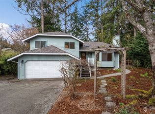 2065 214th St SW, Lynnwood, WA 98036