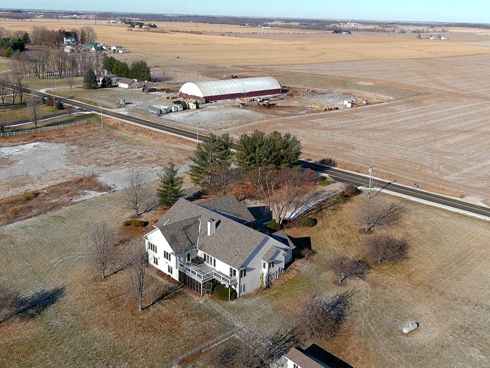 2520 Bayfield Rd, Muscatine, IA 52761 Zillow