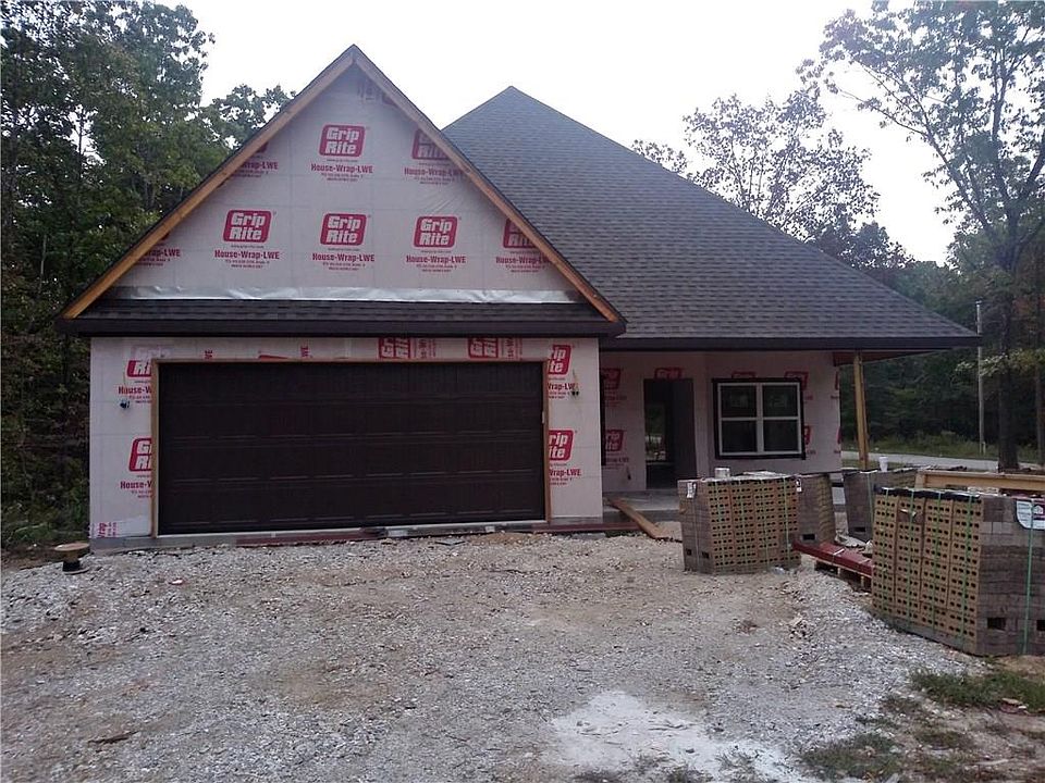 1st image of 2 Lewes Ln #L