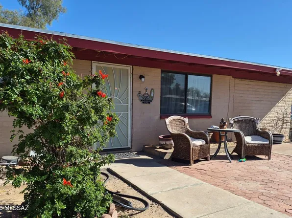 13704 N Reyher Ave, Marana, AZ 85653
