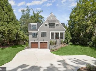 5505 Wilson Ln, Bethesda, MD 20814