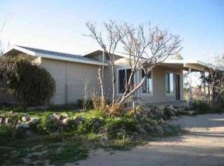 4984 Yucca Mesa Rd, Yucca Valley, CA 92284