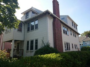 35 Linden St, Brookline, MA 02445