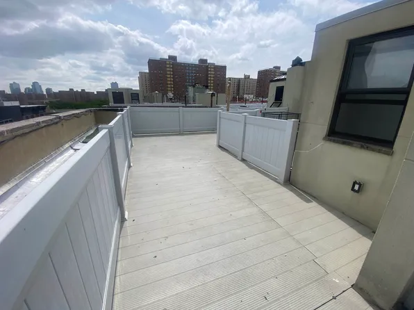 195 Stanton Street image 1 of 10