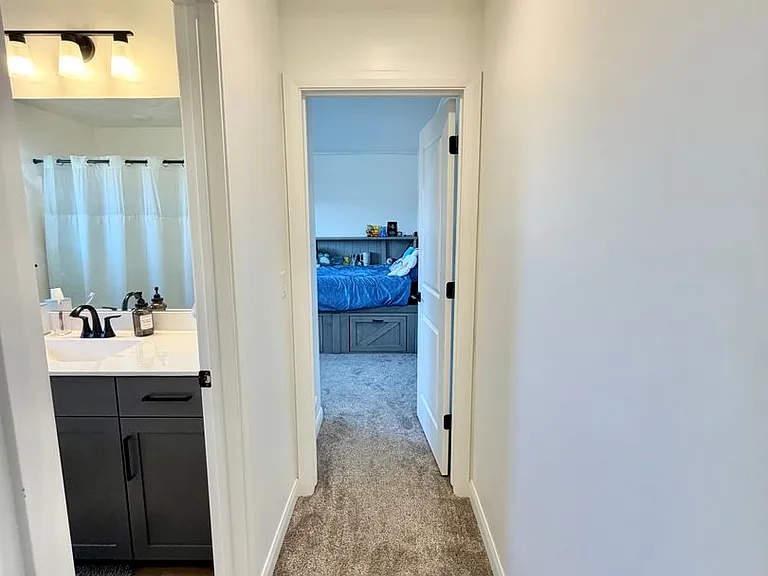 1436 E White Hollow Ln — Photo 28