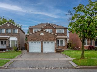 71 Ravenswood Dr, Brampton, ON L6Y 4A1