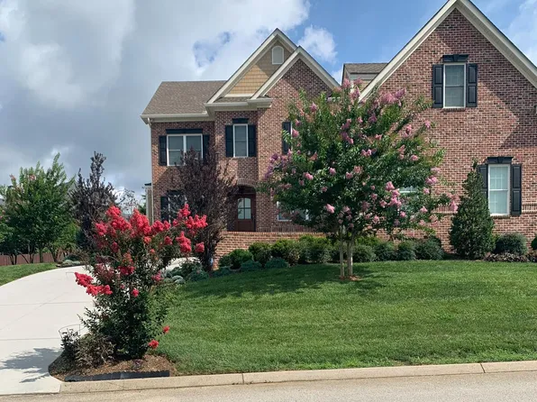 11969 Lakehurst Ln, Knoxville, TN 37934