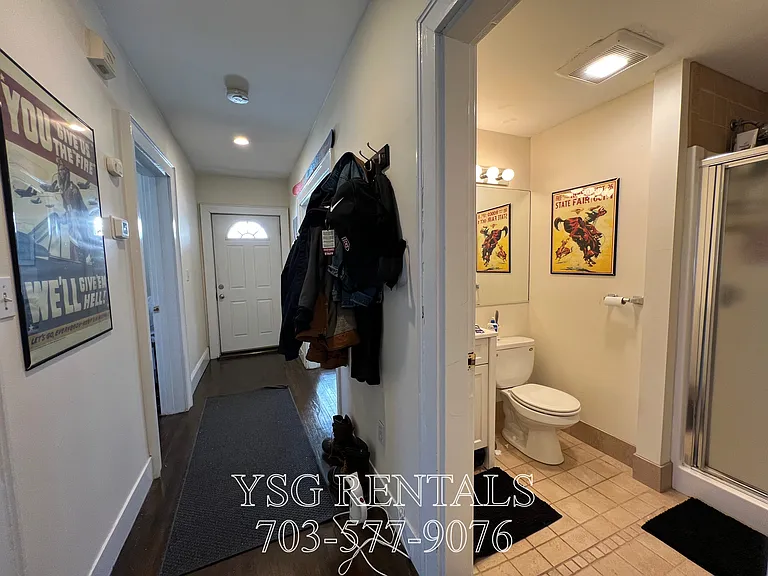 237 Everett St #237 — Photo 20