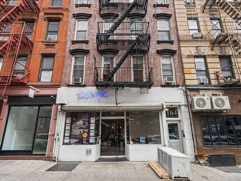 164 Ludlow St #1 — Photo 6