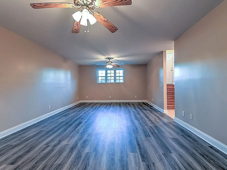 168 Old Mill Ct — Photo 30
