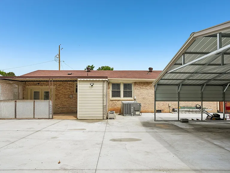 6609 Beacon Ln — Photo 25