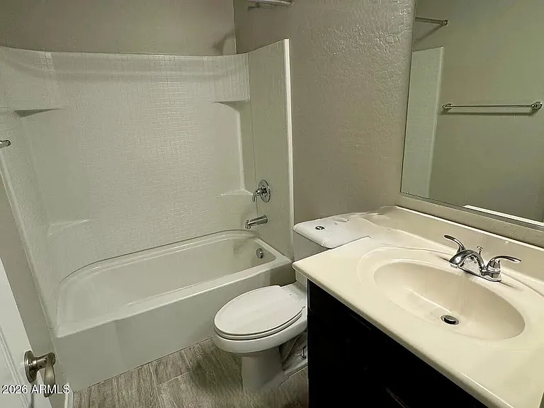 1433 E Lovebird Ln — Photo 6