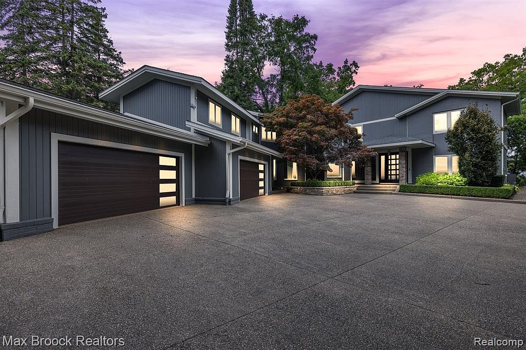 6530 Commerce Rd, West Bloomfield, MI 48324 Zillow